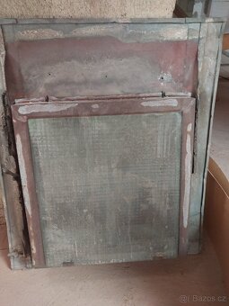 Střešní plechové okno - 3