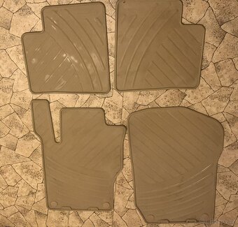 Díly Mercedes-Benz - 3