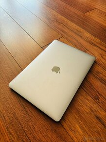 Macbook Pro 2017 13” - 3