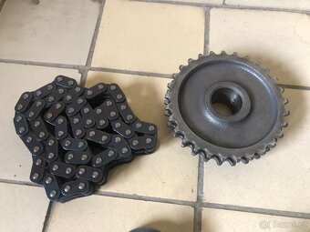 Prodám náhradní díly z motoru jawa 350 / 623 nebo 624 - 3
