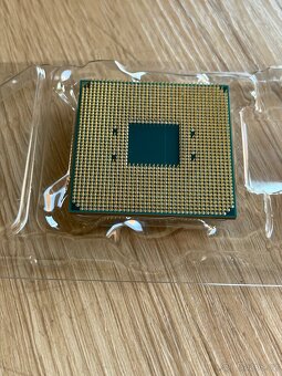 AMD Ryzen 5 5600+Chladič+64GB DDR4 3200MHz CL16+SSD+Skříň - 3