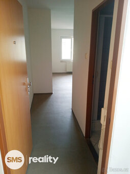 Pronájem bytu 1+kk, 27 m² – Popská ulice, Opava (centrum) - 3