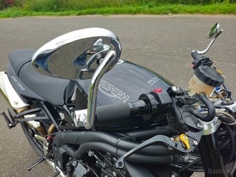 Triumph speed triple 1050 - 3