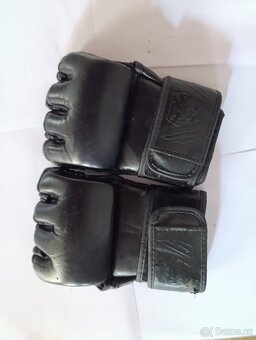 Venum MMA rukavice - M - 3