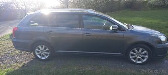 Toyota Avensis T25 2007 - 3