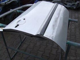 Prodám pravé přední a zadní dveře na Ford Fusion 2004 - 3