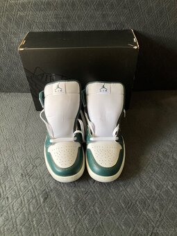 Nike Air Jordan 1 Mid Oxidized Green - 3