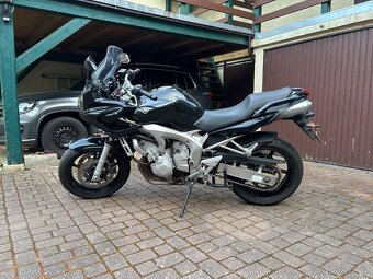 Yamaha FZ6 - 3