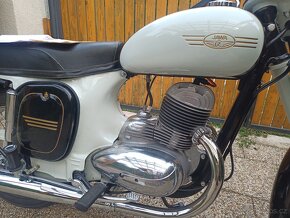 Jawa 250/353 - 3