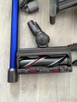Prodám Vysavač Dyson V11 Absolute - 3