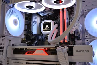 Herní PC RX 7700XT - Ryzen 5 5600 - Záruka - 3