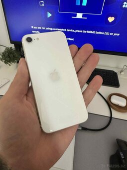 iPhone SE Bílý 64GB (2020) - 3