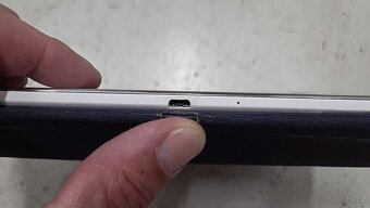 Samsung Galaxy Tab 4 (SM-T535), s pouzdrem - 3