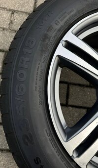 Zimní komplet Mercedes Glc 235 60 r18 - 3