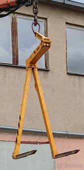 PALETIZAČNÍ VIDLE 1500kg - 3
