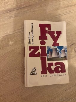 Učebnice fyziky 2 ks - 3