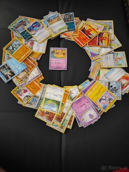 Balíček originálních Pokémon karet 130ks - 3