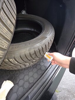 Zimní pneumatiky Hankook 235/55 R19 - 3