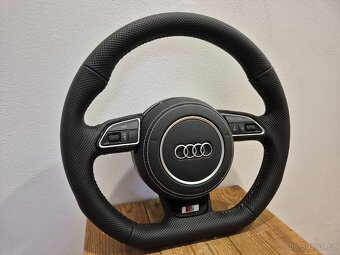 AUDI MULTIFUNKCNY PERFOROVANÝ VOLANT - 3