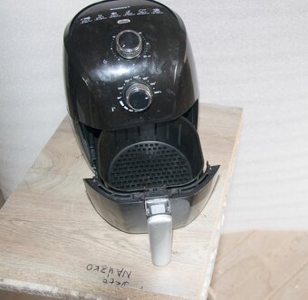 Horkovzdušná fritéza - 3