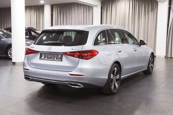 Mercedes-Benz C 220d 4MATIC - otevřeno celý víkend do 20:00 - 3