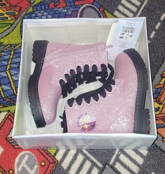 Dívčí boty vel. 26 - 3