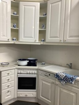 Bílá rustikální kuchyně TAMARA - 3