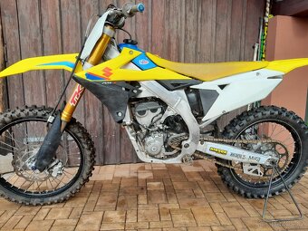 Suzuki 250 rmz - 3