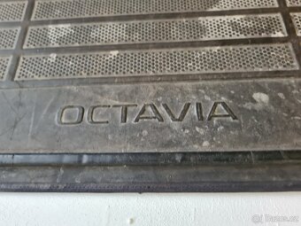 Oboustranný koberec Škoda Octavia 3 combi - 3