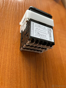 Omron E5CC-QX3A5M-003 - 3