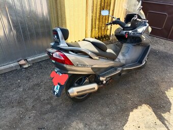 Suzuki Burgman 400 - 3