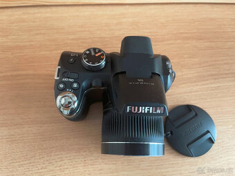 Fuji FinePix S3200, 24x zoom, 14Mp - 3