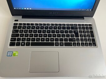 ASUS F556UB-DM026T - 3