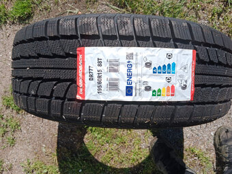 Zimní pneu 195/60 R15 - 3
