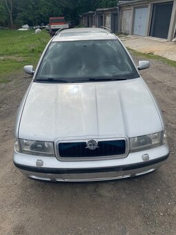>Díly< Škoda Octavia 1 Combi 1.8T - 3