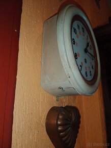Hezké, funkční staré nástěnné, pérové hodiny- Junghans - 3