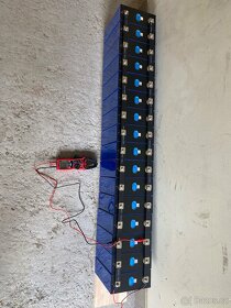 Lifepo4 baterie 280Ah 3,2v - 3