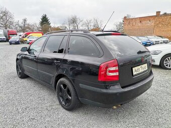 ŠKODA Octavia II combi 2.0 TDi 103kW DSG ELEGANCE - 3