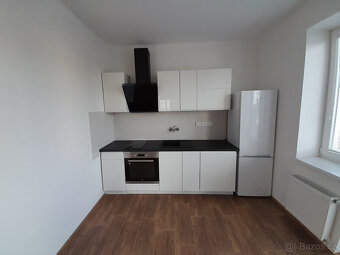 Prodej bytu 2+1, 66 m², Letovice - první patro - 3