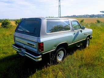 Dodge ramcharger - 3