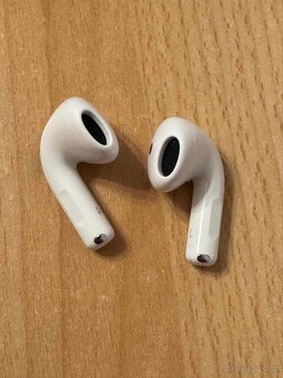 AirPods 4 ANC USB-C - 3