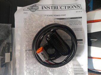 HARLEY DAVIDSON® zásuvka 12V - 3