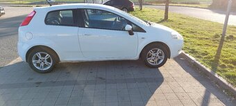 Fiat Grande Punto 2009 - 3