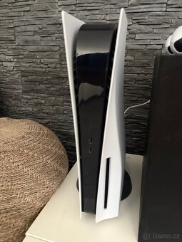Playstation 5 s mechanikou 2x dualshock - 3