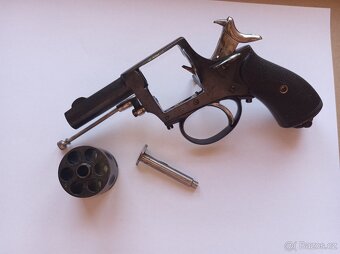 British Bulldog Constabulary ráže .320 CORTO - 3