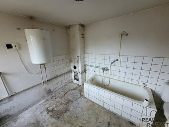 Prodej vícegeneračního domu Chvalčov - 3