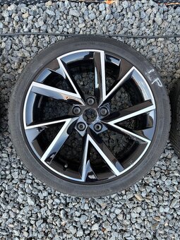 Škoda alu kola vega r18 225/40 - 3