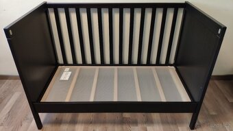 Dětská postýlka Ikea Sundvik s matrací a zábranou - 3