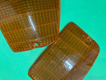 Skla předních blikačů ŠKODA 105,120 - 3