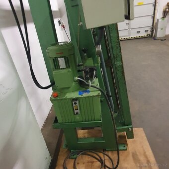 Rámový hydraulický lis Polzer - 3